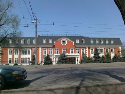 Алматы гуманитар - техникалық университеті;